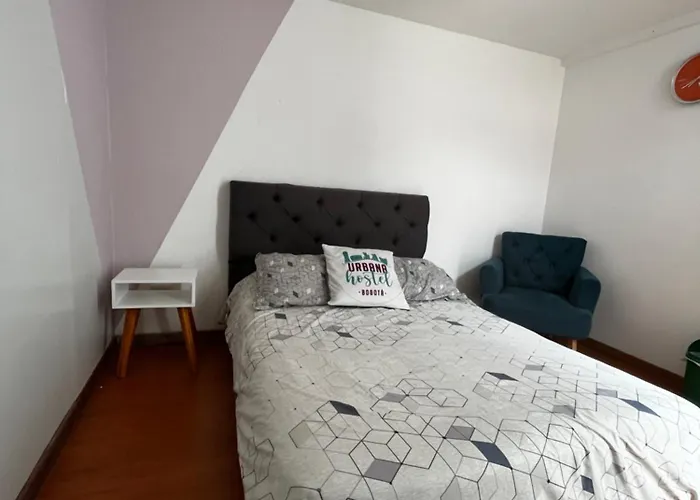 Urbana Hostel
